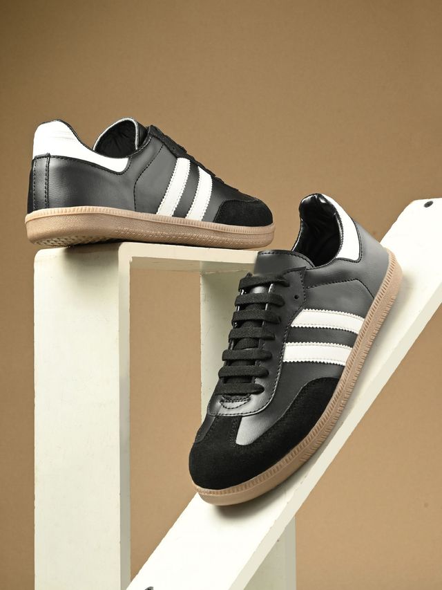 Unisex Comfortable Casual Sneakers.